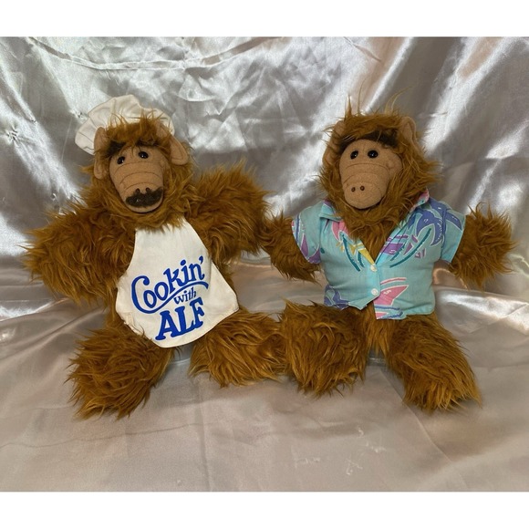 2 Vintage 1988 Burger King ALF Hand Puppet Plush Dolls SURFER & CHEF (w/ Tag) - Picture 1 of 16